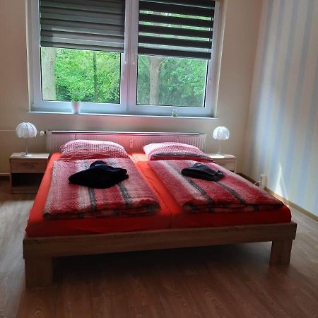 Ferienwohnung "Am Schlosspark" Neetzow 外观 照片